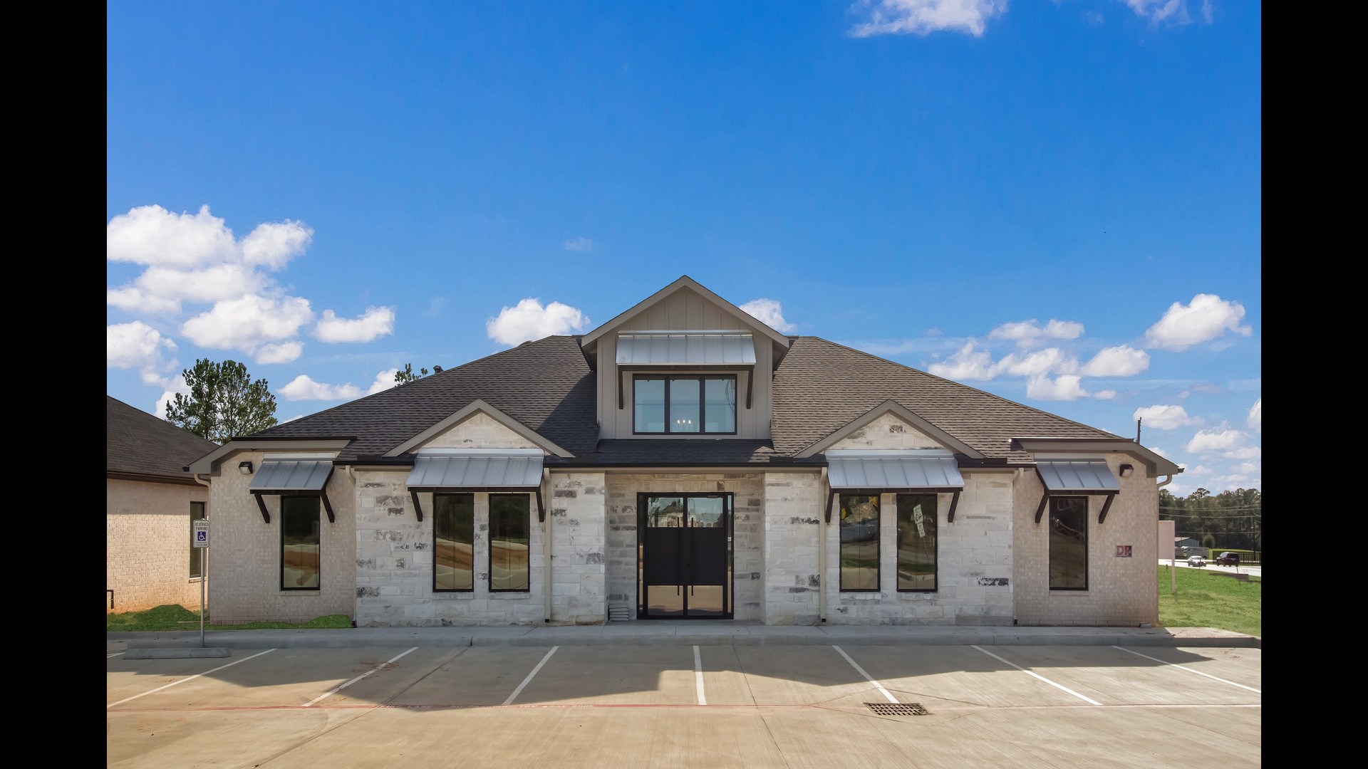 63d04b1728e4f000149fb6a7