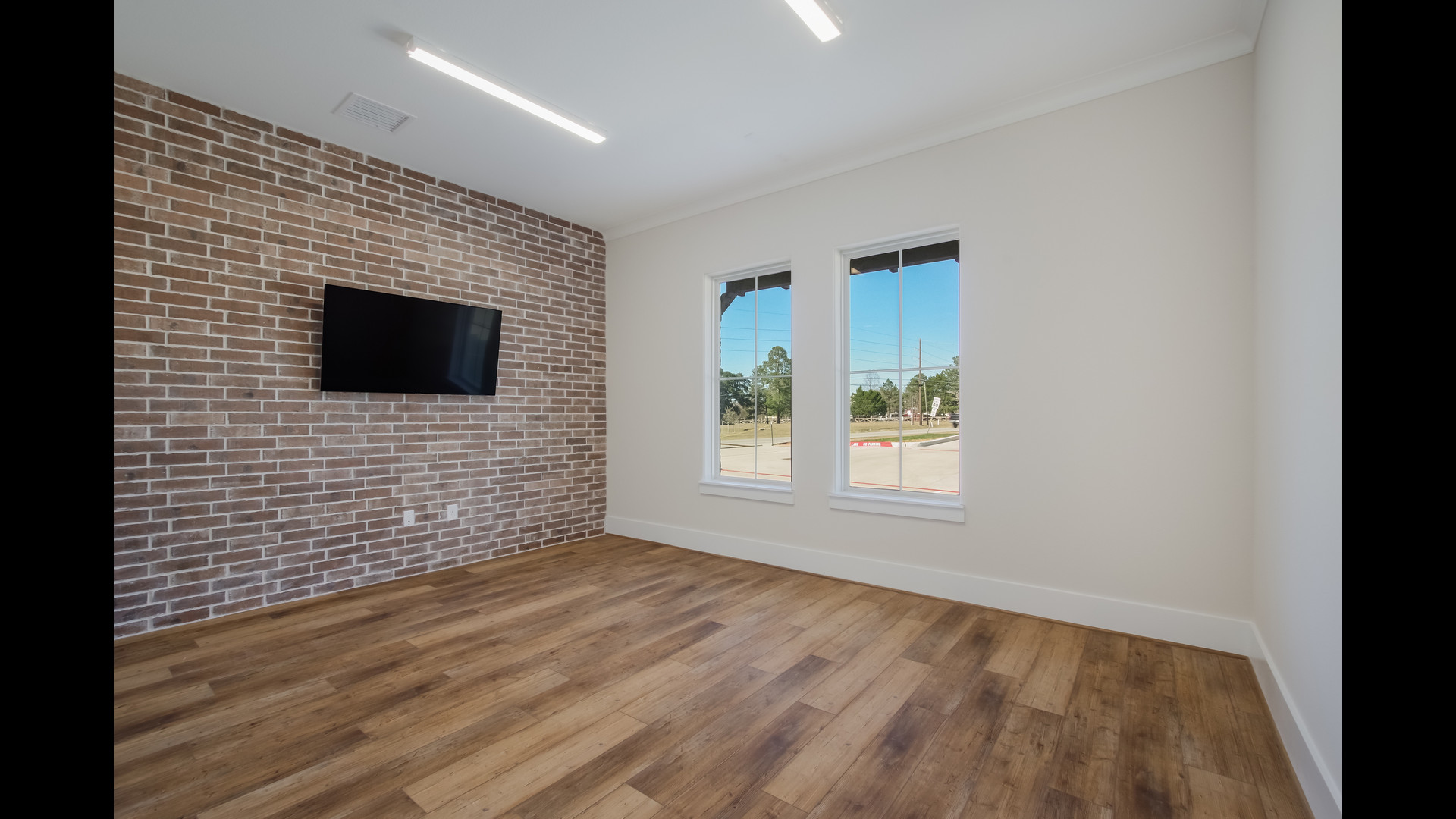 63d04b4458cfe80013c3e243