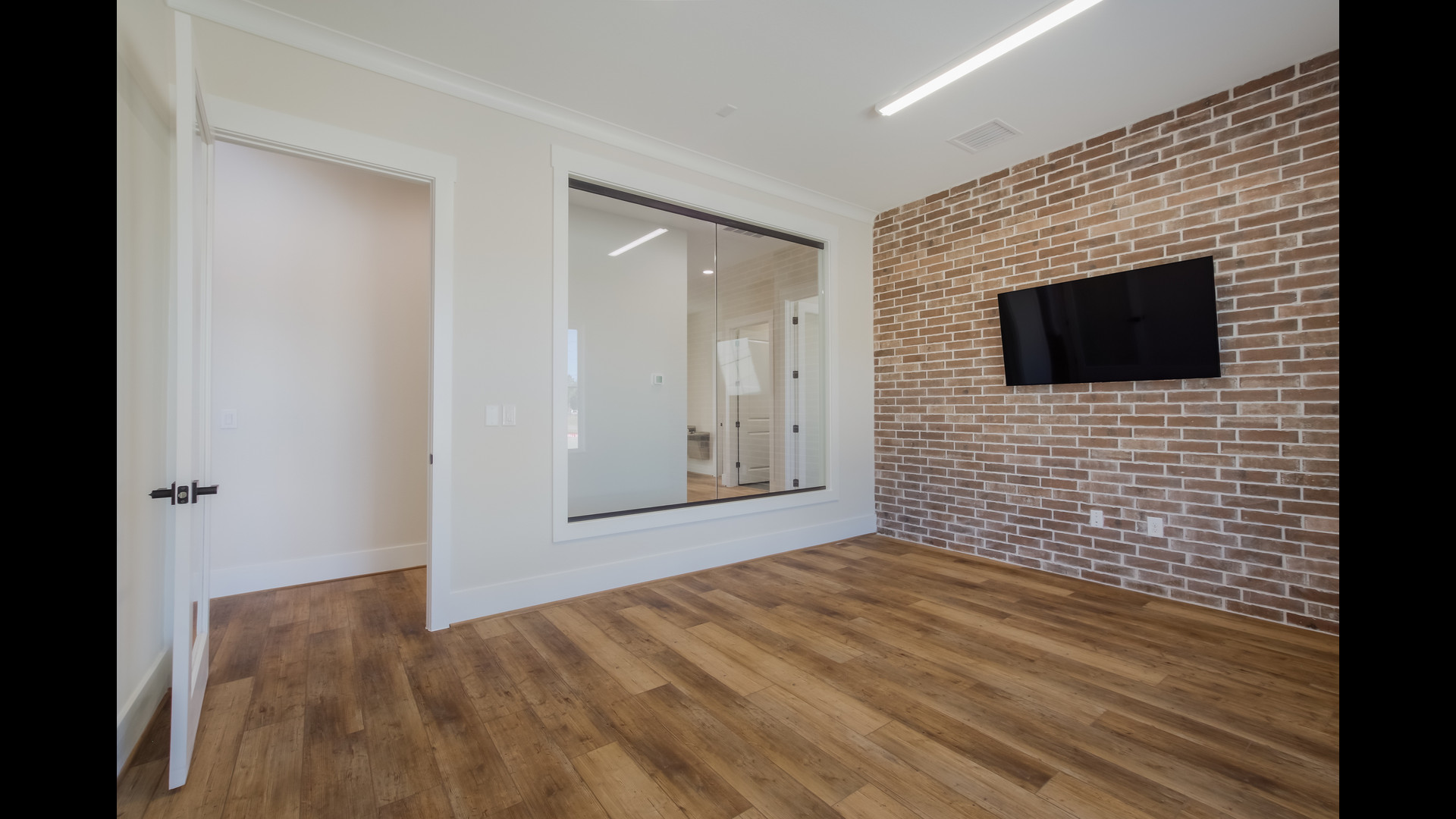 63d04b4528e4f000149fb6e8