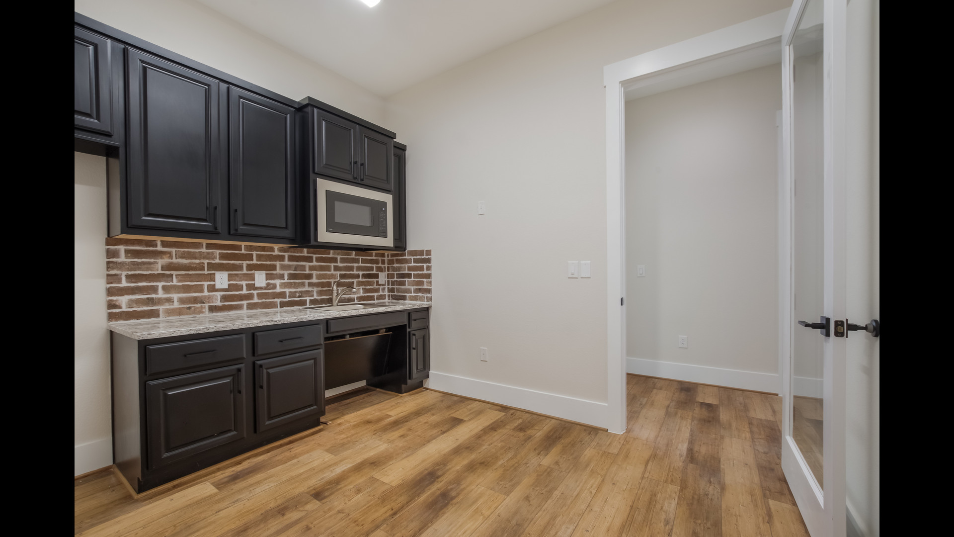 63d04bc928e4f000149fb7a6